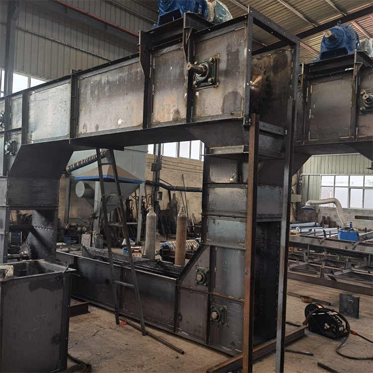 Z型提升機(jī)如何防止鏈條脫齒？ (提升機(jī)使用視頻)